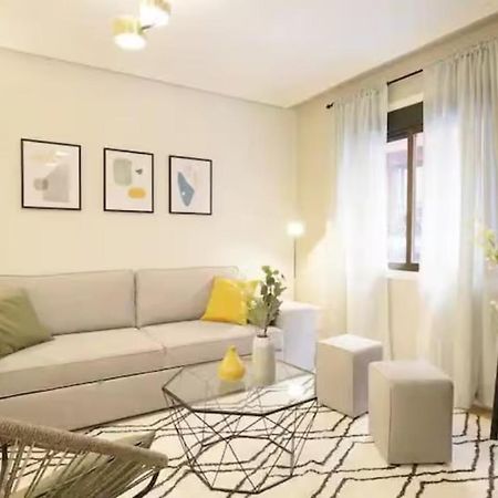 Guestready - Un Moderno Apartamento A Un Paso De La Plaza Mayor Madrid Eksteriør billede